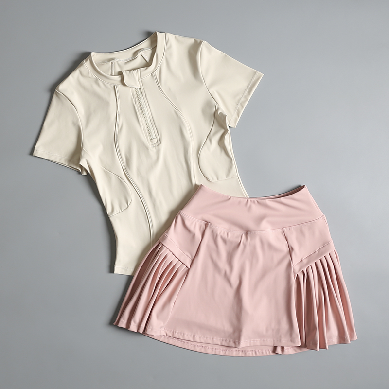 Badminton Court - ランニングスポーツスーツ女性のための 2025 夏の新ハイエンドテニスセミジッパーヨガトップバドミントンフィットネススーツ